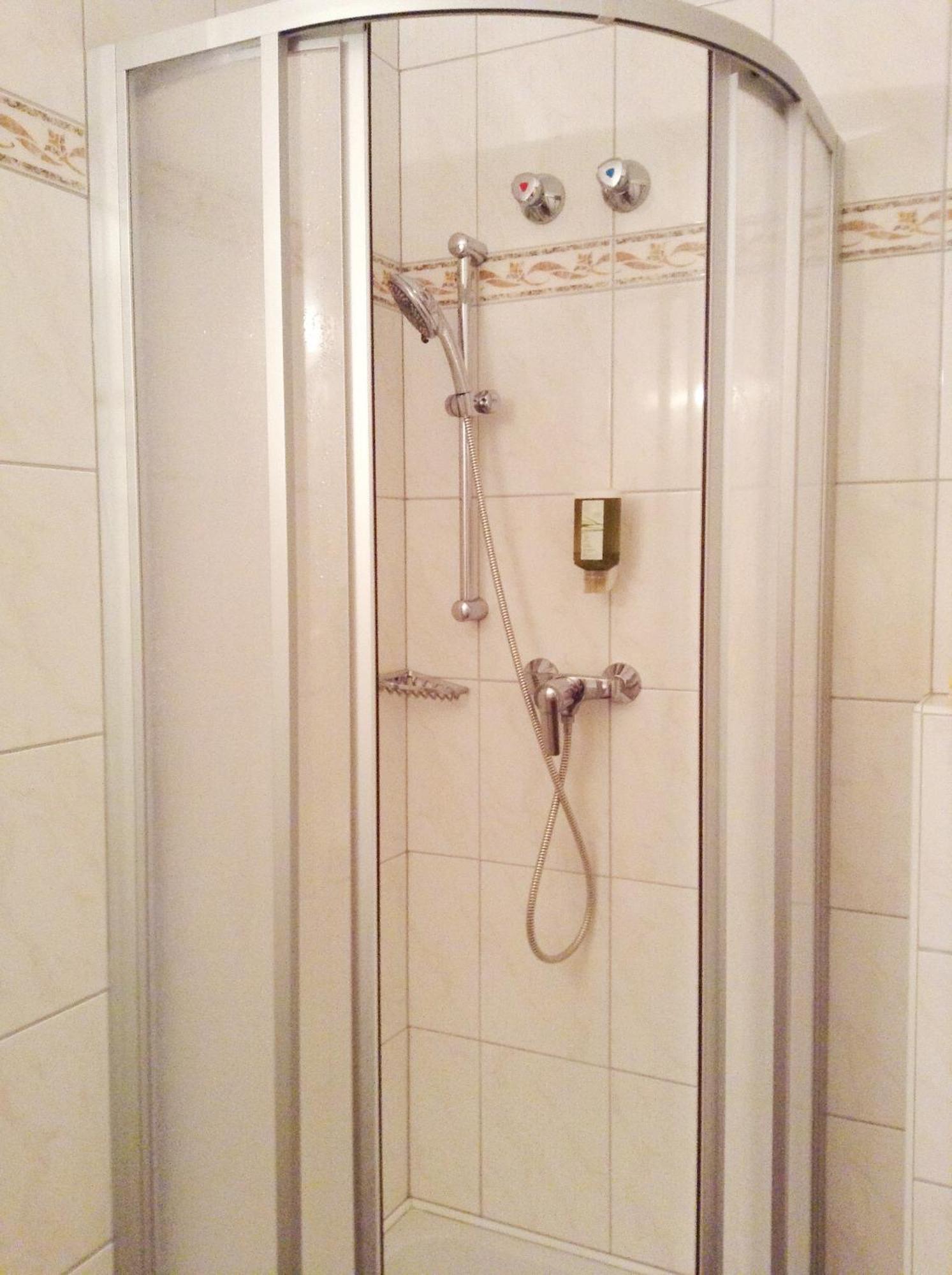 Hotel Gruenes Tuerl Bad Schallerbach Ngoại thất bức ảnh