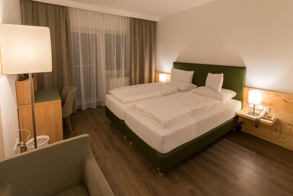 Hotel Gruenes Tuerl Bad Schallerbach Ngoại thất bức ảnh