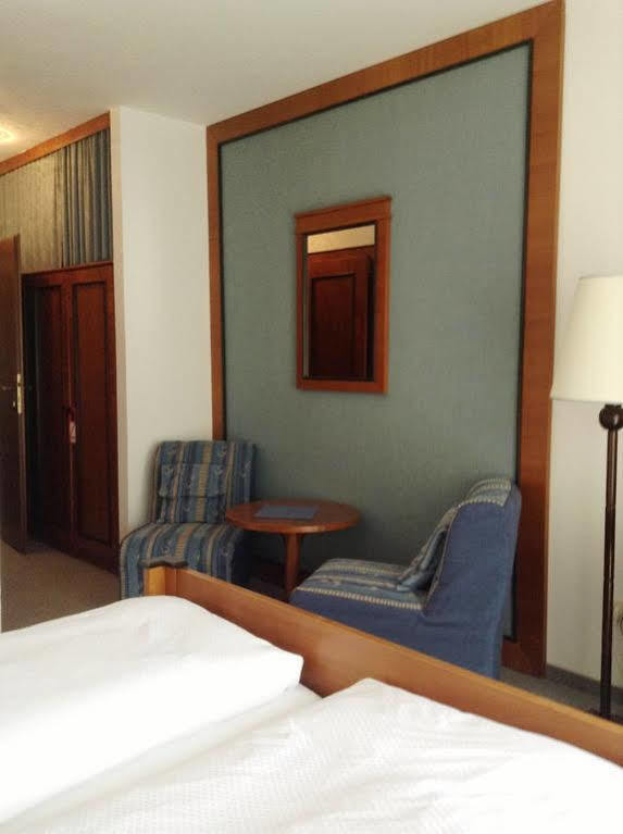 Hotel Gruenes Tuerl Bad Schallerbach Ngoại thất bức ảnh